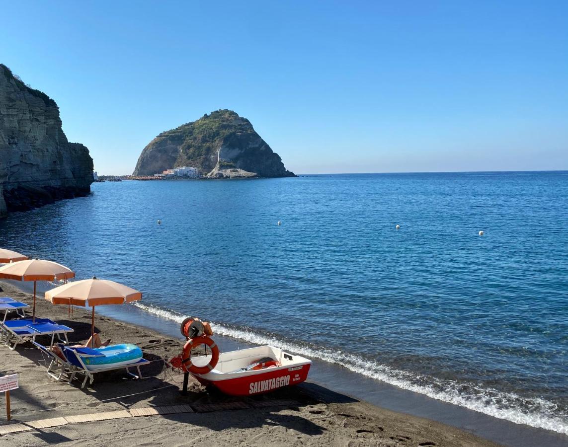 Villa Bina Sea Hotel Sant'Angelo  ภายนอก รูปภาพ