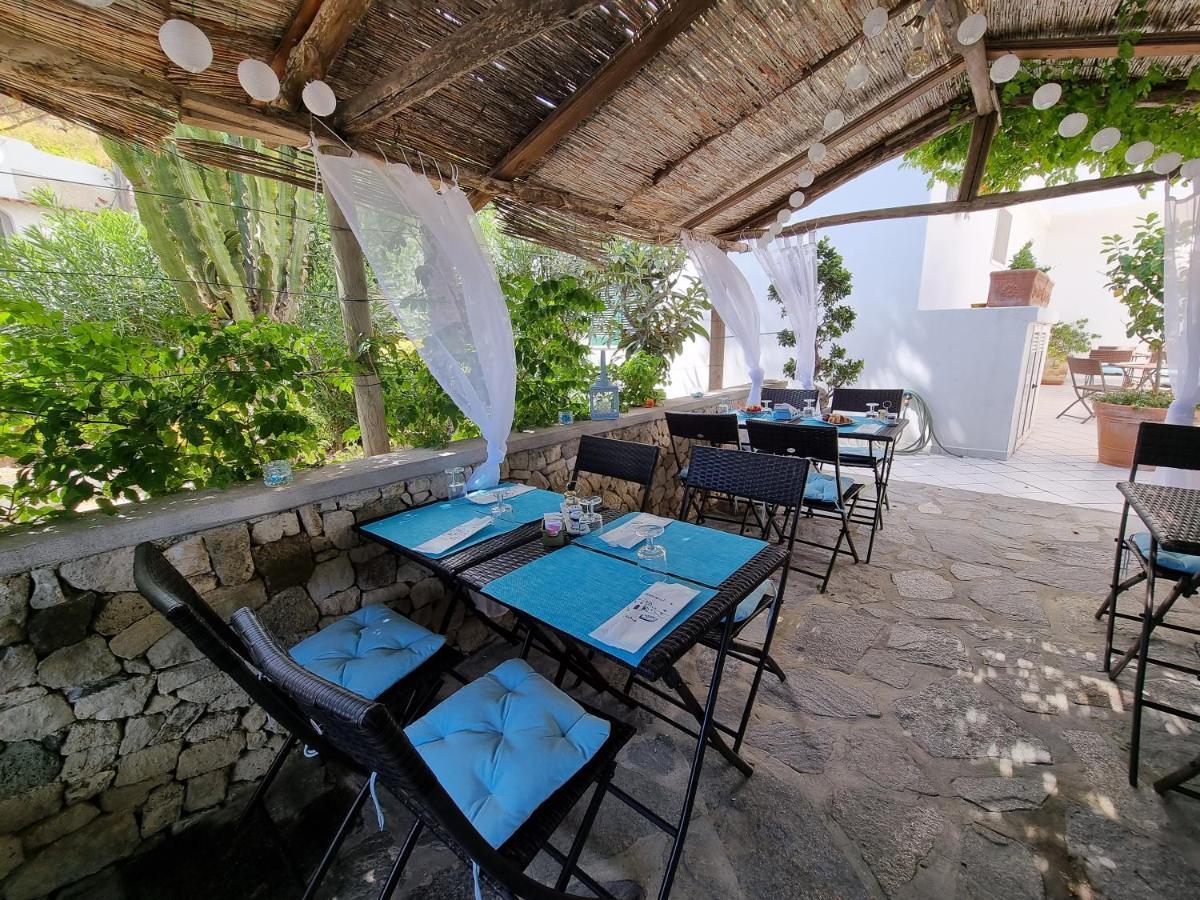 Villa Bina Sea Hotel Sant'Angelo  ภายนอก รูปภาพ